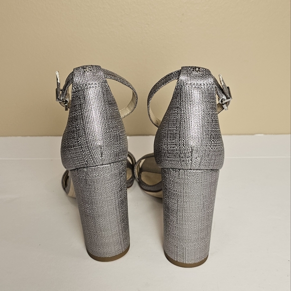 Sam Edelman Women's Yaro Ankle Strap Block Heel Sandals Metallic Gray Size 8 - Picture 6 of 11